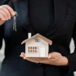 Financial Adviser vs. DIY Investing: Which Is Right for You?